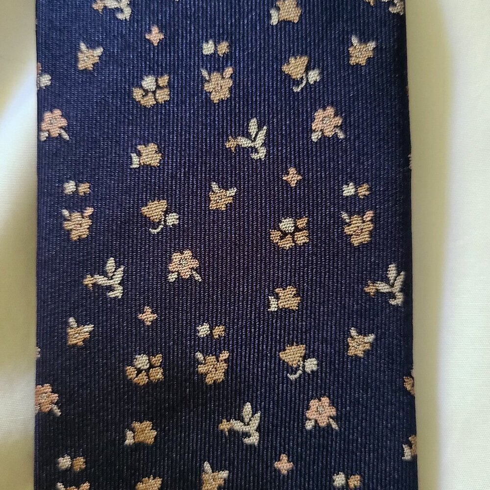 Falling Florals Navy Tie (Modern Width)